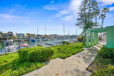  86 Half Moon Bend, Coronado, CA 92118 - Photo 7