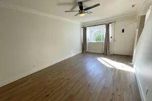 1060 E Washington Ave, Escondido, CA 92025 - Photo 5