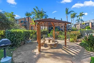 4011 Layang Layang Cir, Carlsbad, CA 92008 - Photo 45