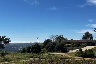 3250 Sunny Creek Rd, Carlsbad, CA 92010 - Photo 5