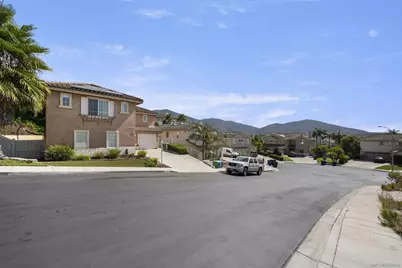  10145 Challenger Ct, Spring Valley, CA 91978 - Photo 9