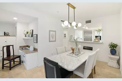  7520 Draper Ave #3, La Jolla, CA 92037 - Photo 15