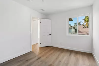  2082 Fairhope Loop, Vista, CA 92081 - Photo 17