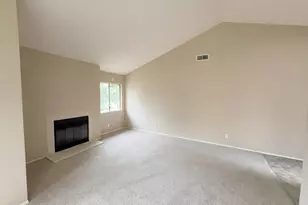11231 Avenida De Los Lobos, San Diego, CA 92127 - Photo 3