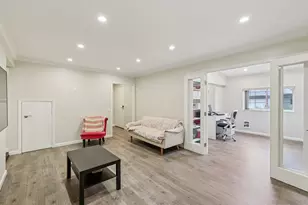 8870 Caminito Primavera, La Jolla, CA 92037 - Photo 17
