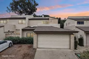 8870 Caminito Primavera, La Jolla, CA 92037 - Photo 3