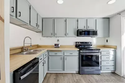  140 E El Norte Parkway #6, Escondido, CA 92026 - Photo 15