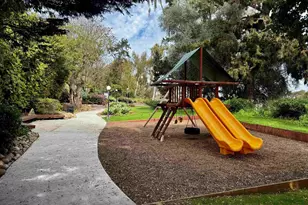 8770 Caminito Sueno, La Jolla, CA 92037 - Photo 35