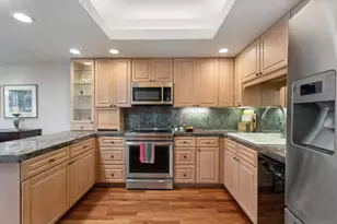 8770 Caminito Sueno, La Jolla, CA 92037 - Photo 13