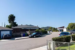 2868 Wyandotte Ave, San Diego, CA 92117 - Photo 23