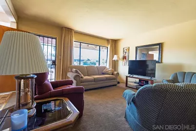  2868 Wyandotte Ave, San Diego, CA 92117 - Photo 3