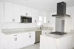 4646 Coconino Way, San Diego, CA 92117 - Photo 7