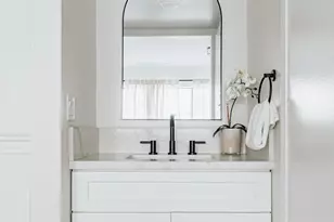 4652 Don Lorenzo Dr, Los Angeles, CA 90008 - Photo 35