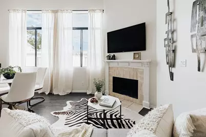  4652 Don Lorenzo Dr #A, Los Angeles, CA 90008 - Photo 1