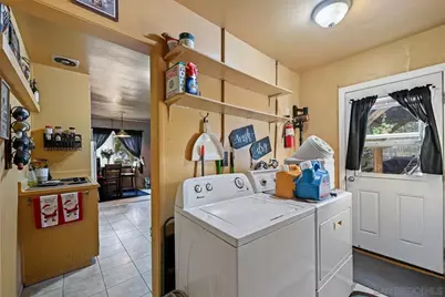  1845 West Dr, Vista, CA 92083 - Photo 17