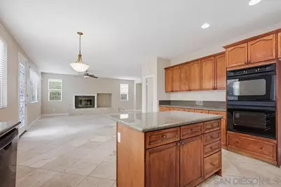  23531 Hobart Ct, Murrieta, CA 92562 - Photo 17