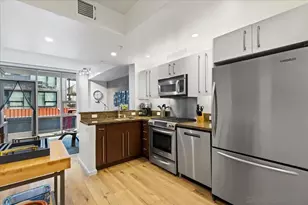 321 Tenth Ave, San Diego, CA 92101 - Photo 9