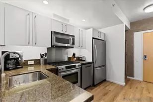 321 Tenth Ave, San Diego, CA 92101 - Photo 13