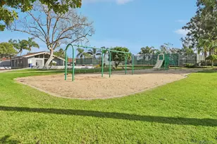 324 Countrywood Ln, Encinitas, CA 92024 - Photo 39