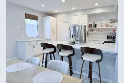  3014 N Oxnard Blvd, Oxnard, CA 93036 - Photo 3