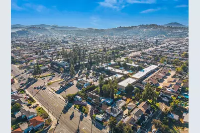  307 E Washington Ave, El Cajon, CA 92020 - Photo 11