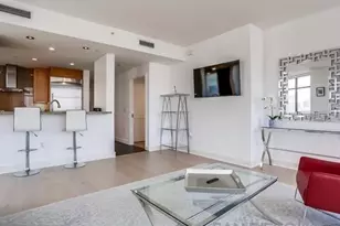 700 W E St, San Diego, CA 92101 - Photo 13