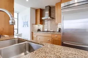 700 W E St, San Diego, CA 92101 - Photo 5