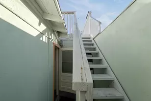 809 Sunset Ct, San Diego, CA 92109 - Photo 17