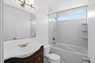 405 Joann Cir, Vista, CA 92084 - Photo 7