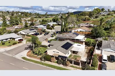  405 Joann Circle, Vista, CA 92084 - Photo 3