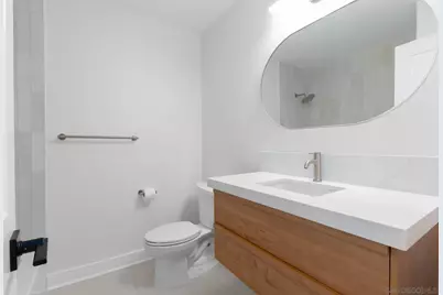  361 E E Indian Rock Rd, Vista, CA 92084 - Photo 15