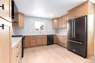 361 E E Indian Rock Rd, Vista, CA 92084 - Photo 7