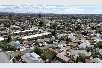  361 E E Indian Rock Rd, Vista, CA 92084 - Photo 55