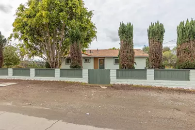  361 E E Indian Rock Rd, Vista, CA 92084 - Photo 47