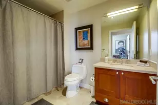 700 W E St, San Diego, CA 92101 - Photo 17