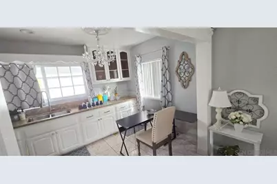  5136 N Saint Malo Ave, Covina, CA 91722 - Photo 7