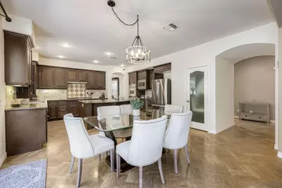  993 Hawthorne Creek Dr, Chula Vista, CA 91914 - Photo 15