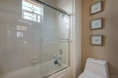  993 Hawthorne Creek Dr, Chula Vista, CA 91914 - Photo 31