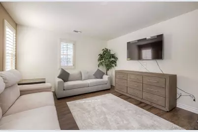  993 Hawthorne Creek Dr, Chula Vista, CA 91914 - Photo 25