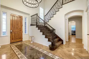 993 Hawthorne Creek Dr, Chula Vista, CA 91914 - Photo 5