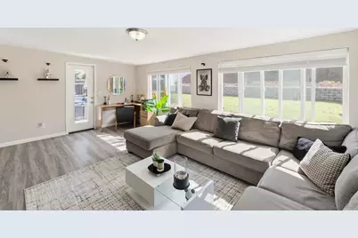  465 Parkbrook St, Spring Valley, CA 91977 - Photo 7