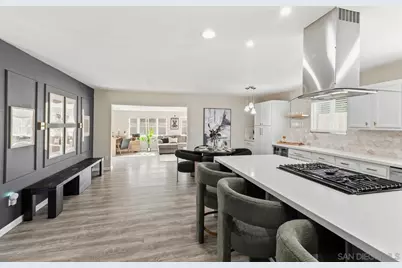  465 Parkbrook St, Spring Valley, CA 91977 - Photo 13