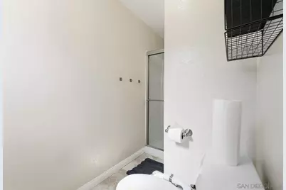  465 Parkbrook St, Spring Valley, CA 91977 - Photo 29