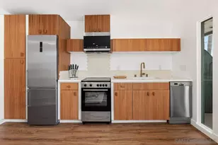 4627 Park Dr, Carlsbad, CA 92008 - Photo 9