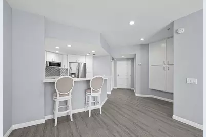  640 Camino De La Reina #1206, San Diego, CA 92108 - Photo 13