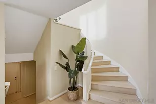 1547 Caminito Solidago, La Jolla, CA 92037 - Photo 7