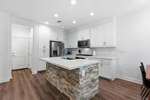 2464 Solara Ln, Vista, CA 92081 - Photo 5