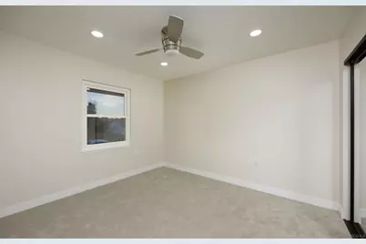  16881 Bellota Dr, San Diego, CA 92128 - Photo 17