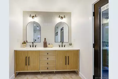  5777 Desert View Dr #358-381-14-00, La Jolla, CA 92037 - Photo 27