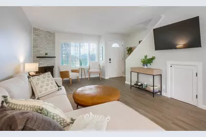  3466 Thunder Dr, Oceanside, CA 92056 - Photo 5